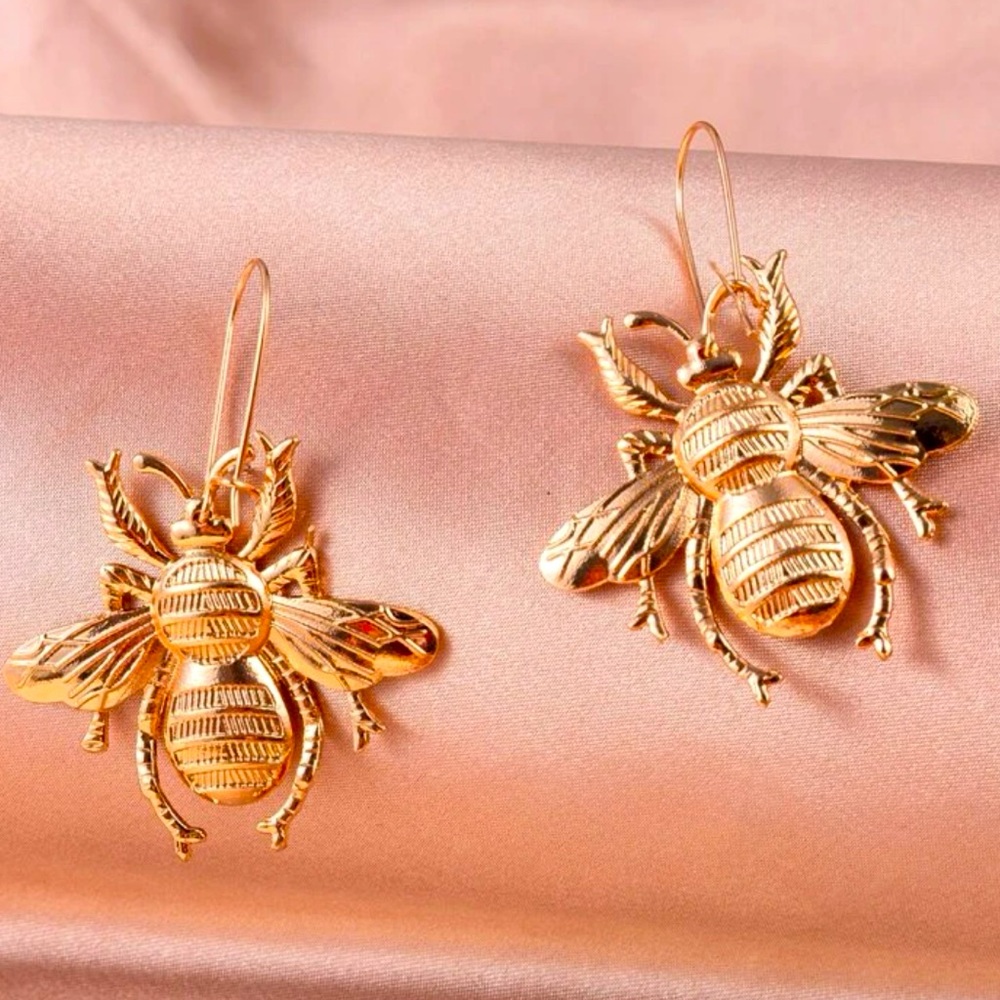 Gold Bumble Bee Dangle Earrings - Picture 1 of 7